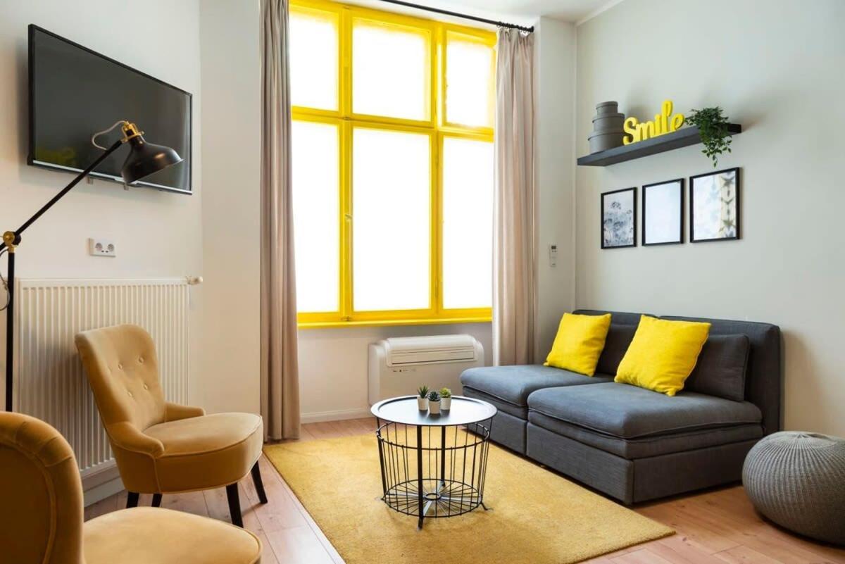 Great Apartment Close To Kudamm Berlin Exteriör bild