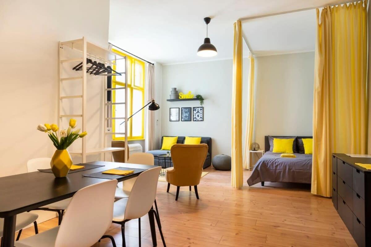 Great Apartment Close To Kudamm Berlin Exteriör bild