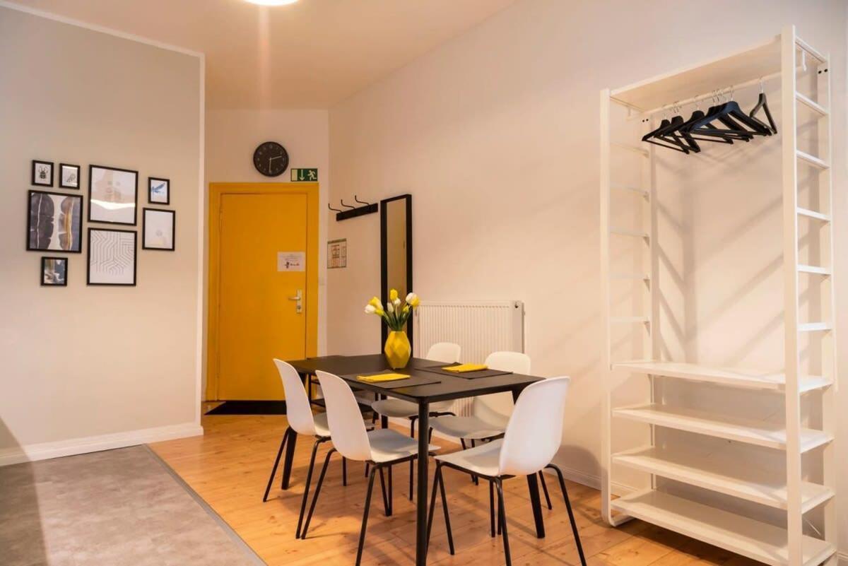 Great Apartment Close To Kudamm Berlin Exteriör bild
